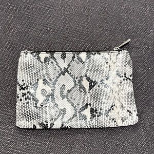 Black & white clutch